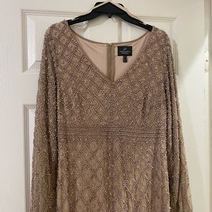 ADRIANNA PAPELL GOWN SIZE 14